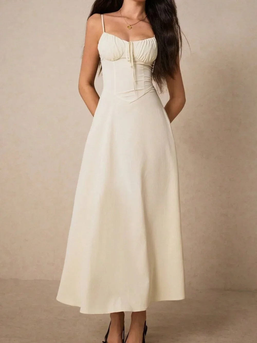 Apricot Chic Women's Maxi Dress with Sweetheart Neckline